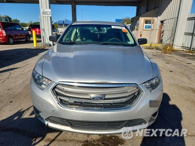 Piąte zdjęcie samochodu w środku: 2019 FORD TAURUS SE VIN:1FAHP2D81KG106385 - miniatura