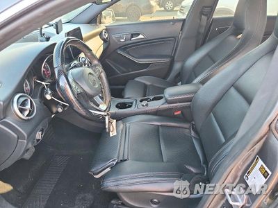 Zdjęcie 7 z 12 samochodu: 2018 MERCEDES-BENZ CLA 250 VIN:WDDSJ4EB7JN517586 - miniatura