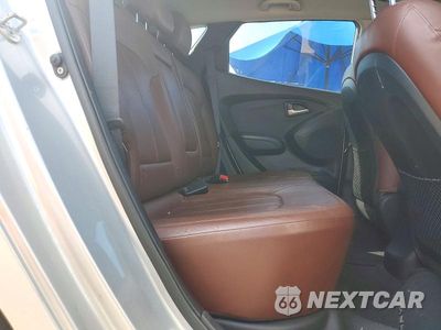 Zdjęcie 11 z 13 samochodu: 2010 HYUNDAI TUCSON LIMITED VIN:KM8JU3AC7AU021260 - miniatura
