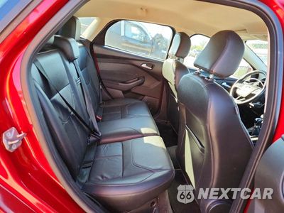 Zdjęcie 10 z 12 samochodu: 2016 FORD FOCUS SE VIN:1FADP3K2XGL248395 - miniatura