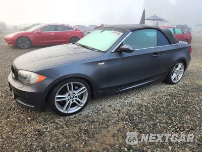 2008 BMW 135 I WBAUN93528VF55142 - główne zdjęcie licytacji z USA - miniatura