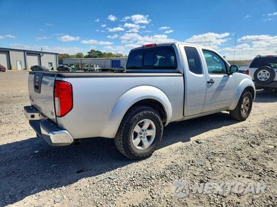 Trzecie zdjęcie samochodu z tyłu: 2011 NISSAN FRONTIER SV V6 VIN:1N6AD0CUXBC411010 - miniatura