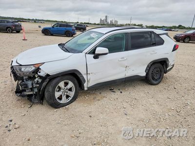 2021 TOYOTA RAV4 XLE 2T3W1RFV0MW136595 - główne zdjęcie licytacji z USA - miniatura