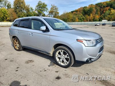Czwarte zdjęcie samochodu z boku: 2014 MITSUBISHI OUTLANDER SE VIN:JA4AZ3A30EZ003580 - miniatura