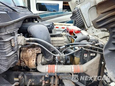 Zdjęcie 10 z 13 samochodu: 2018 FREIGHTLINER CASCADIA TOTER TRUCK VIN:3ALHGEDV8JSJU8164 - miniatura