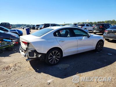 Trzecie zdjęcie samochodu z tyłu: 2021 VOLVO S60 T5 MOMENTUM VIN:7JR102FK1MG081775 - miniatura