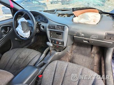Zdjęcie 8 z 13 samochodu: 2004 CHEVROLET CAVALIER VIN:1G1JC12F547276411 - miniatura