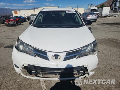 Piąte zdjęcie samochodu w środku: 2015 TOYOTA RAV4 LE VIN:JTMZFREV0FJ040841 - miniatura