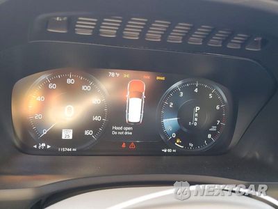 Zdjęcie 9 z 13 samochodu: 2017 VOLVO XC90 T6 VIN:YV4A22PL2H1164833 - miniatura