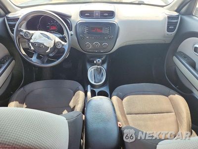 Zdjęcie 8 z 13 samochodu: 2016 KIA SOUL BASE VIN:KNDJN2A2XG7301300 - miniatura