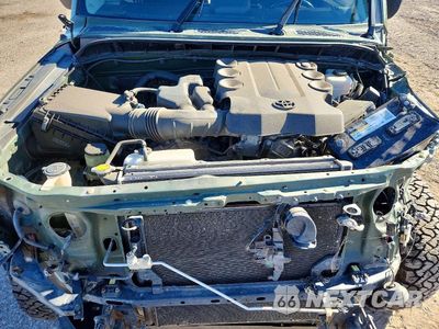 Zdjęcie 11 z 13 samochodu: 2011 TOYOTA FJ CRUISER BASE VIN:JTEBU4BF3BK115331 - miniatura