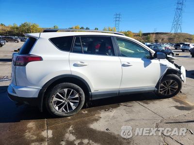 Trzecie zdjęcie samochodu z tyłu: 2016 TOYOTA RAV4 HV XLE VIN:JTMRJREV7GD026384 - miniatura