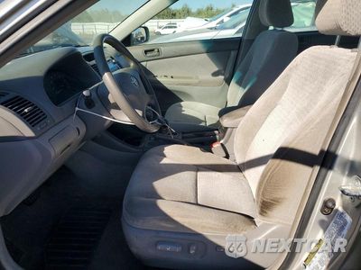 Zdjęcie 7 z 12 samochodu: 2004 TOYOTA CAMRY LE V6 VIN:4T1BF32K94U063406 - miniatura