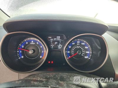 Zdjęcie 9 z 12 samochodu: 2013 HYUNDAI ELANTRA LIMITED VIN:5NPDH4AEXDH425987 - miniatura