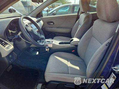 Zdjęcie 7 z 13 samochodu: 2016 HONDA HR-V LX VIN:3CZRU6H32GM724867 - miniatura