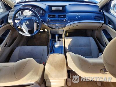 Zdjęcie 8 z 13 samochodu: 2011 HONDA ACCORD LX VIN:1HGCP2F3XBA093176 - miniatura