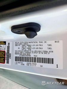 Zdjęcie 12 z 12 samochodu: 2023 TOYOTA TUNDRA SR VIN:5TFKB5AA1PX029502 - miniatura