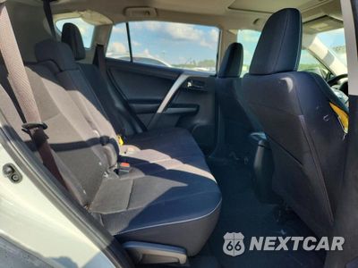 Zdjęcie 11 z 13 samochodu: 2018 TOYOTA RAV4 XLE VIN:JTMWFREV3JJ734077 - miniatura