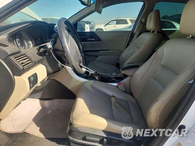 Zdjęcie 7 z 12 samochodu: 2014 HONDA ACCORD EXL VIN:1HGCR2F8XEA155704 - miniatura