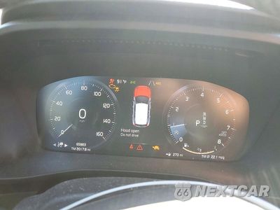 Zdjęcie 9 z 13 samochodu: 2022 VOLVO XC40 T5 R-DESIGN VIN:YV4162UM4N2656691 - miniatura