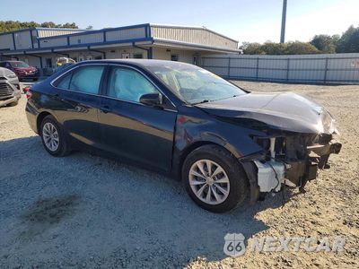 Czwarte zdjęcie samochodu z boku: 2017 TOYOTA CAMRY LE VIN:4T1BF1FK2HU785725 - miniatura