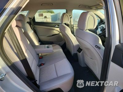 Zdjęcie 10 z 13 samochodu: 2017 HYUNDAI TUCSON SPORT VIN:KM8J3CA25HU331248 - miniatura