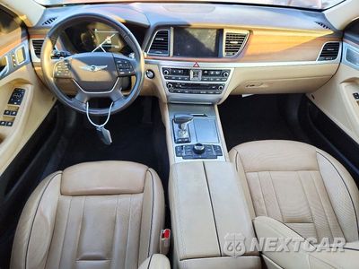 Zdjęcie 8 z 13 samochodu: 2018 GENESIS G80 3.8 VIN:KMHGN4JEXJU217112 - miniatura