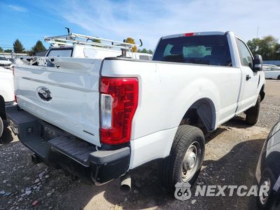 Trzecie zdjęcie samochodu z tyłu: 2017 FORD F250 SUPER DUTY VIN:1FTBF2B64HED44093 - miniatura