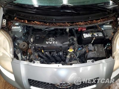 Zdjęcie 11 z 12 samochodu: 2007 TOYOTA YARIS BASE VIN:JTDJT923575032849 - miniatura