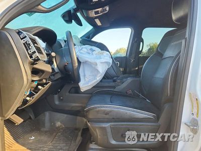 Zdjęcie 7 z 12 samochodu: 2024 RAM 2500 CREW CAB LARAMI VIN:3C6UR5FJ2RG347351 - miniatura