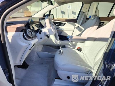Zdjęcie 7 z 13 samochodu: 2023 MERCEDES-BENZ EQE SUV 350 4MATIC VIN:4JGGM1CB2PA004640 - miniatura