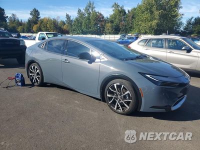 Czwarte zdjęcie samochodu z boku: 2024 TOYOTA PRIUS PRIME XSE VIN:JTDACACU3R3028824 - miniatura