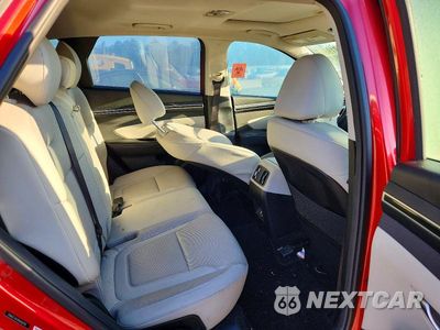 Zdjęcie 11 z 13 samochodu: 2022 HYUNDAI TUCSON SEL VIN:5NMJC3AE8NH009110 - miniatura