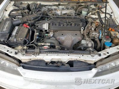 Zdjęcie 11 z 12 samochodu: 1994 HONDA ACCORD EX VIN:JHMCD5658RC055159 - miniatura