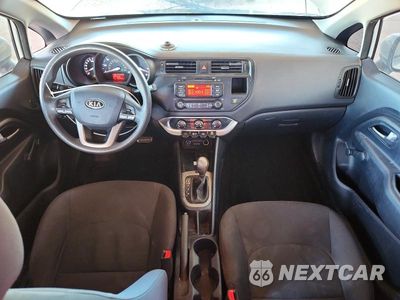 Zdjęcie 8 z 12 samochodu: 2012 KIA RIO LX VIN:KNADM4A30C6090450 - miniatura
