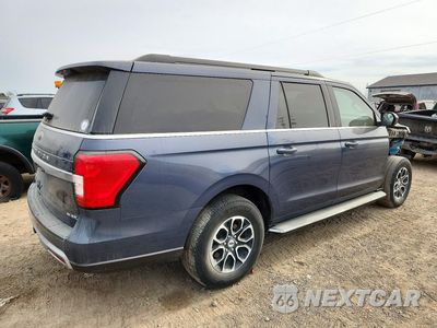 Trzecie zdjęcie samochodu z tyłu: 2022 FORD EXPEDITION MAX XLT VIN:1FMJK1JTXNEA40024 - miniatura