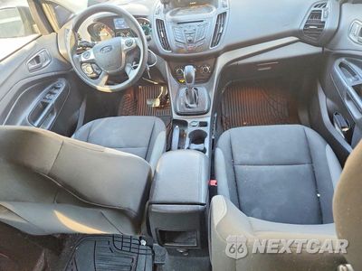 Zdjęcie 8 z 13 samochodu: 2015 FORD ESCAPE S VIN:1FMCU0F78FUC71813 - miniatura
