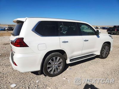 Trzecie zdjęcie samochodu z tyłu: 2016 LEXUS LX 570 VIN:JTJHY7AX3G4193759 - miniatura
