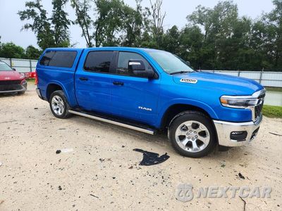 Czwarte zdjęcie samochodu z boku: 2025 RAM 1500 BIG HORN/LONE STAR VIN:1C6RREFP4SN682702 - miniatura