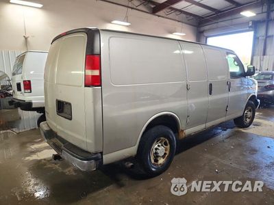 Trzecie zdjęcie samochodu z tyłu: 2008 CHEVROLET EXPRESS G2500 VIN:1GCGG25C381177124 - miniatura