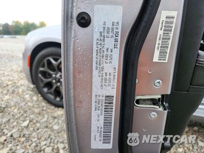 Zdjęcie 12 z 12 samochodu: 2018 CHRYSLER 300 S VIN:2C3CCAGG7JH241018 - miniatura