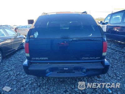Zdjęcie 6 z 12 samochodu: 2000 CHEVROLET BLAZER VIN:1GNCT18WXYK192926 - miniatura