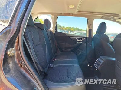 Zdjęcie 11 z 14 samochodu: 2019 SUBARU FORESTER PREMIUM VIN:JF2SKAGC9KH546486 - miniatura