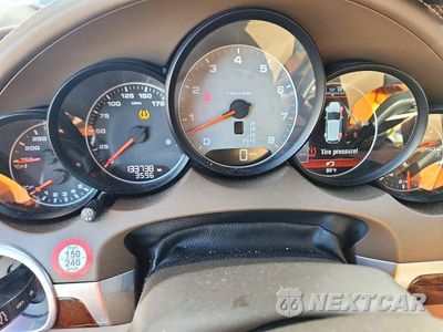 Zdjęcie 9 z 13 samochodu: 2014 PORSCHE CAYENNE S VIN:WP1AB2A23ELA55038 - miniatura