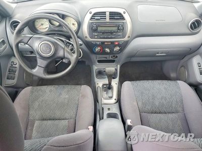 Zdjęcie 8 z 13 samochodu: 2003 TOYOTA RAV4 BASE VIN:JTEHH20V230262752 - miniatura