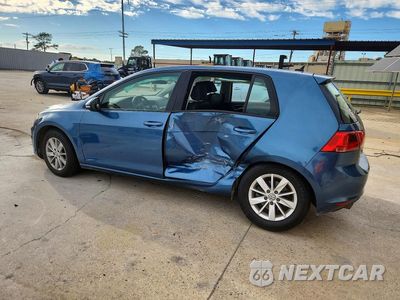 Drugie zdjęcie samochodu z przodu: 2015 VOLKSWAGEN GOLF VIN:3VW217AU9FM018256 - miniatura