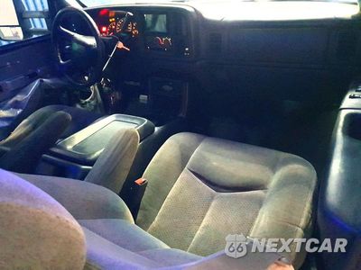 Zdjęcie 8 z 13 samochodu: 2001 CHEVROLET SILVERADO K2500 HEAVY DUTY VIN:1GCHK29171E335278 - miniatura