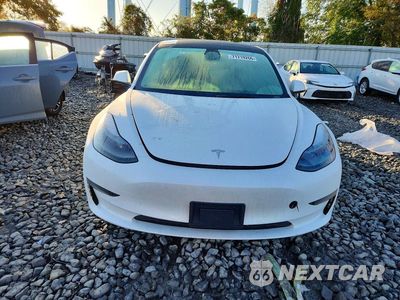 Piąte zdjęcie samochodu w środku: 2023 TESLA MODEL 3 VIN:5YJ3E1EAXPF396214 - miniatura