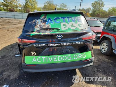 Zdjęcie 6 z 13 samochodu: 2022 TOYOTA SIENNA XLE VIN:5TDYSKFC0NS054445 - miniatura