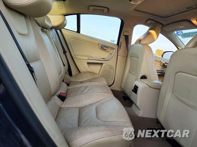 Zdjęcie 10 z 12 samochodu: 2013 VOLVO S60 T5 VIN:YV1612FH8D2198122 - miniatura